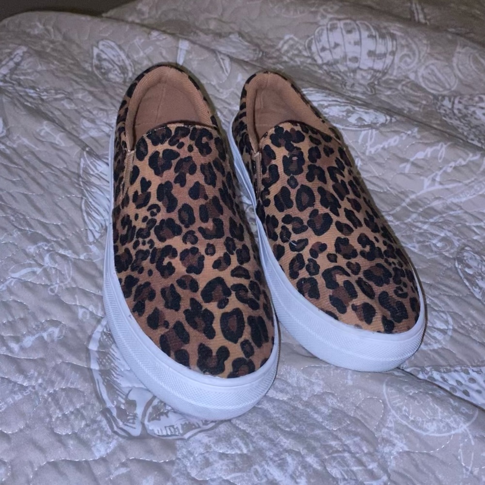 Shoes - Picture 2 of 2